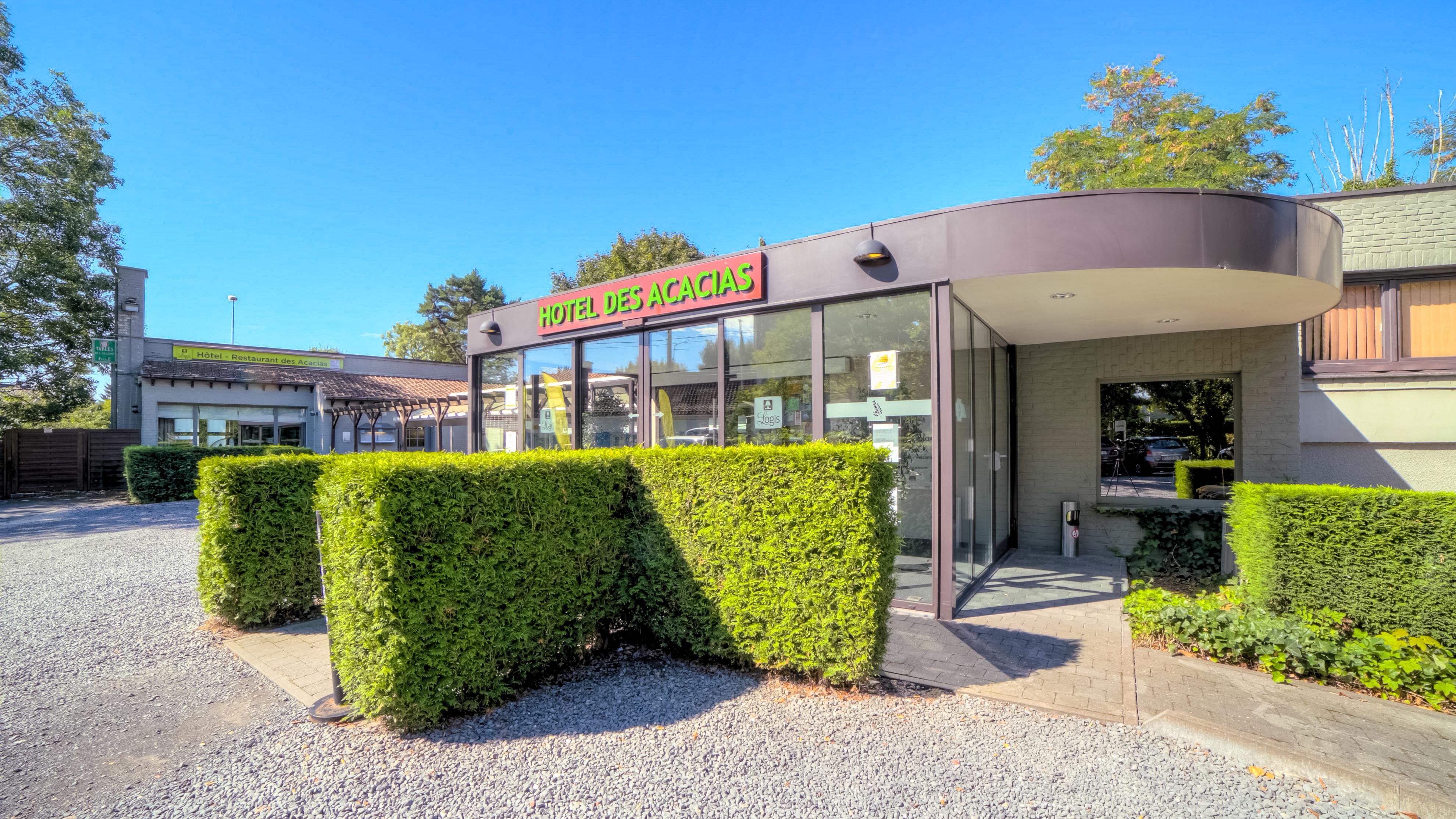 Logis Hotel Restaurant Des Acacias Lille Neuville En Ferrain Neuville-en-Ferrain Εξωτερικό φωτογραφία